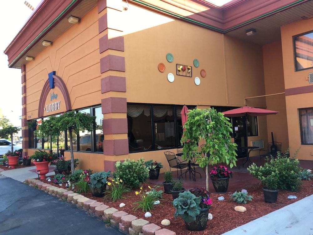 A Victory Inn - West Dearborn Dearborn Heights Ngoại thất bức ảnh