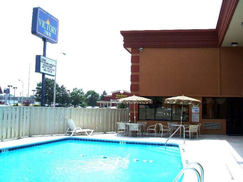 A Victory Inn - West Dearborn Dearborn Heights Ngoại thất bức ảnh