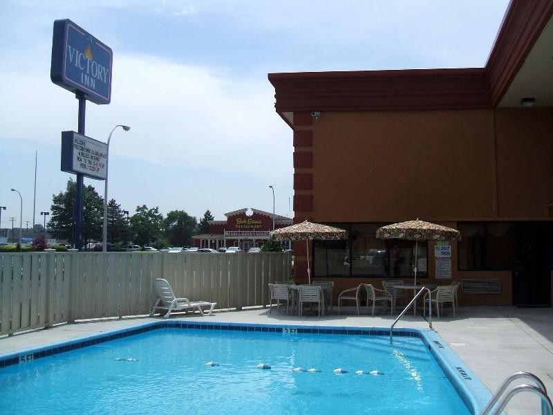 A Victory Inn - West Dearborn Dearborn Heights Ngoại thất bức ảnh